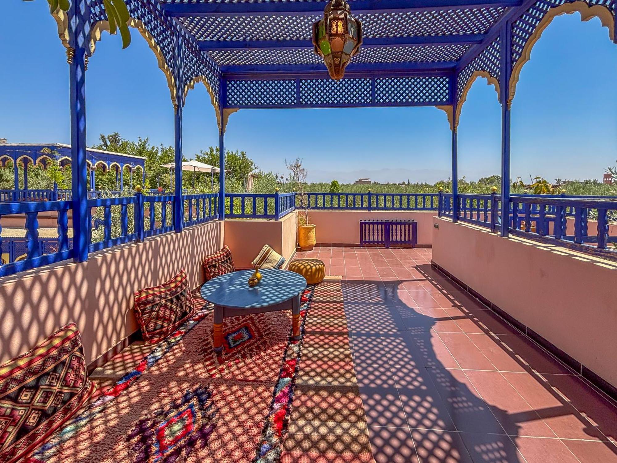 Le Bleu House Panzió Sidi Abdallah Ghiat Kültér fotó