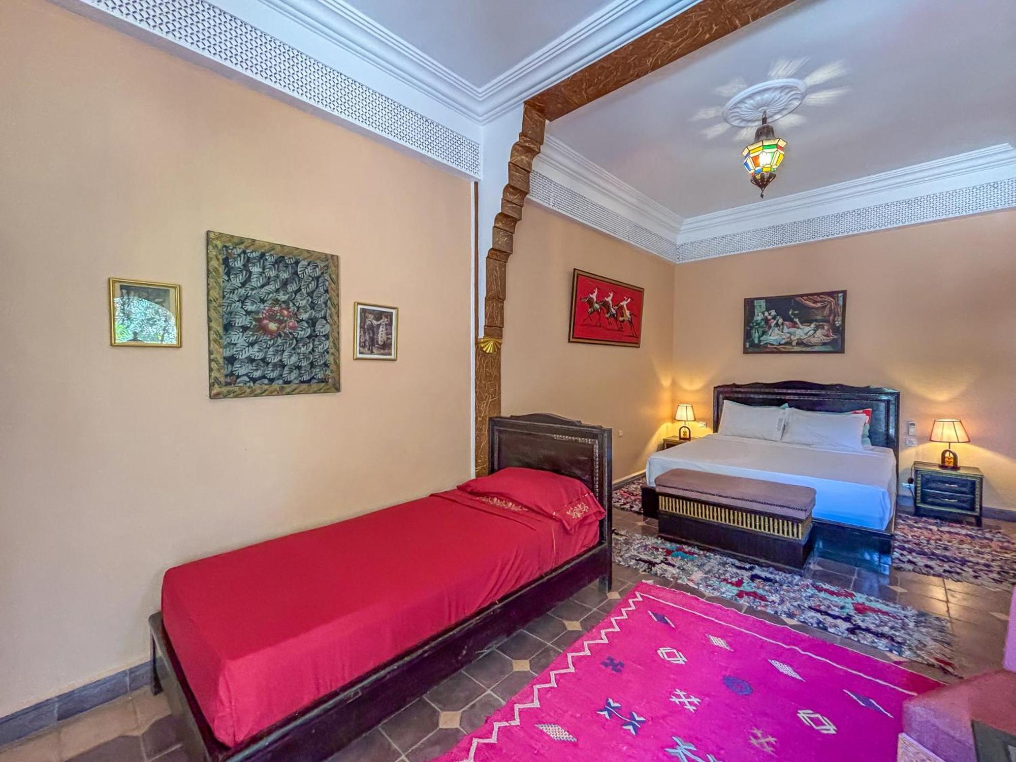 Le Bleu House Panzió Sidi Abdallah Ghiat Kültér fotó