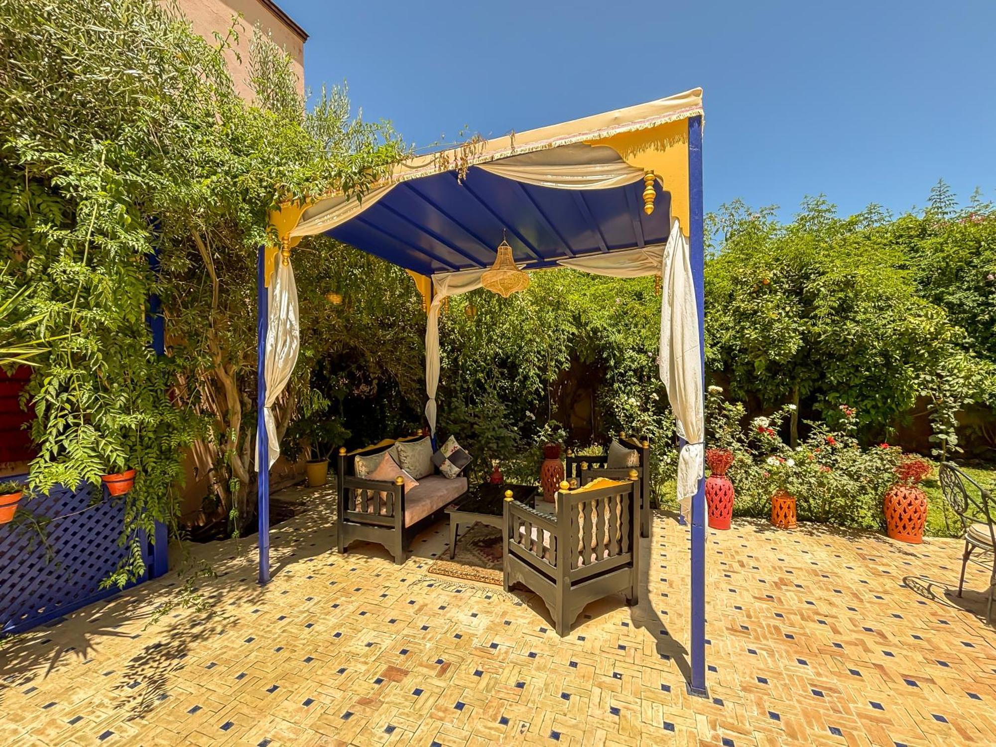 Le Bleu House Panzió Sidi Abdallah Ghiat Kültér fotó